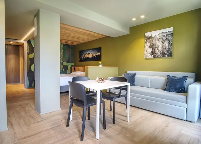 Sui Generis - Urban *